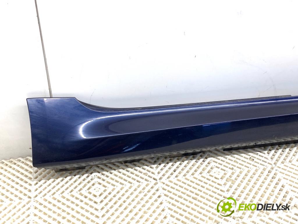 BMW G31 Kombi 2021 135 kW 530 e Plug-in-Hybrid xDrive 1998 lišta prahová pravý