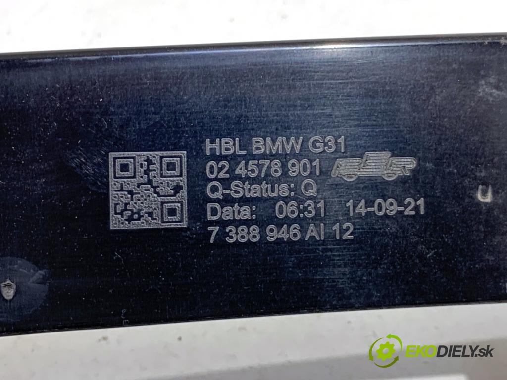BMW G31 Kombi 2021 135 kW 530 e Plug-in-Hybrid xDrive 1998 světlo brzdových světel 7388946