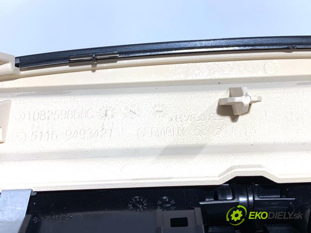 BMW G31 Kombi 2021 135 kW 530 e Plug-in-Hybrid xDrive 1998 mří topení zadní část 9330685