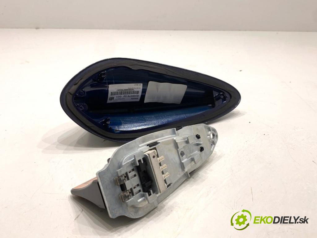 BMW G31 Kombi 2021 135 kW 530 e Plug-in-Hybrid xDrive 1998 ANTENA 6826326
