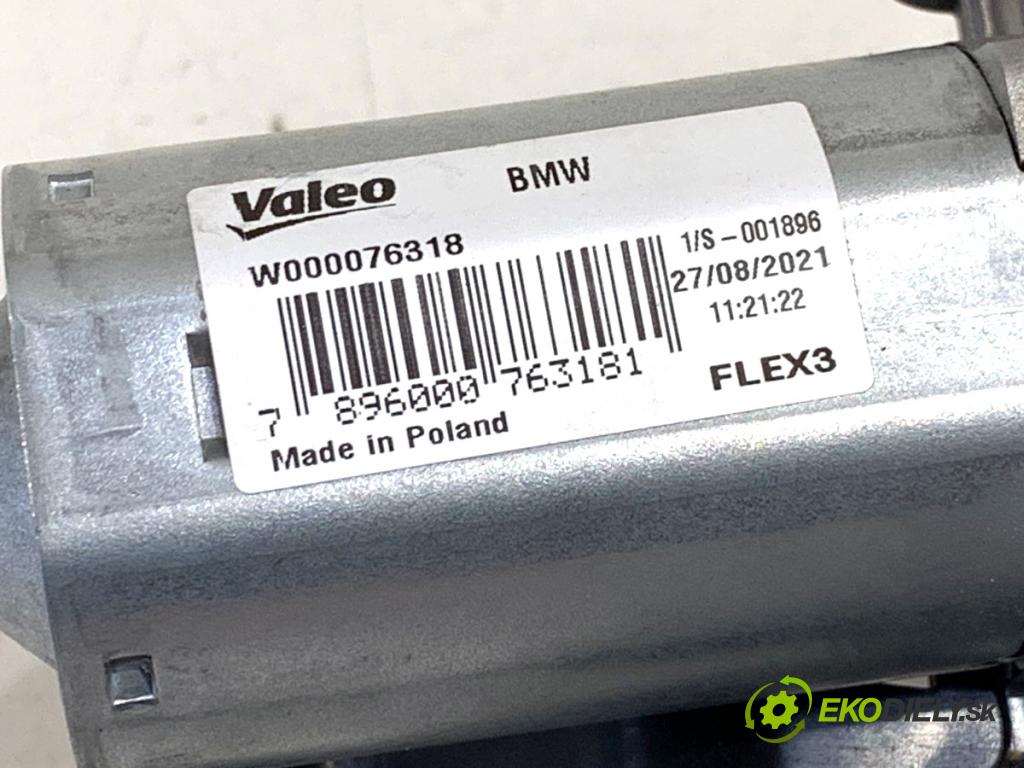 BMW G31 Kombi 2021 135 kW 530 e Plug-in-Hybrid xDrive 1998 motor stěračů zadní část 7403853