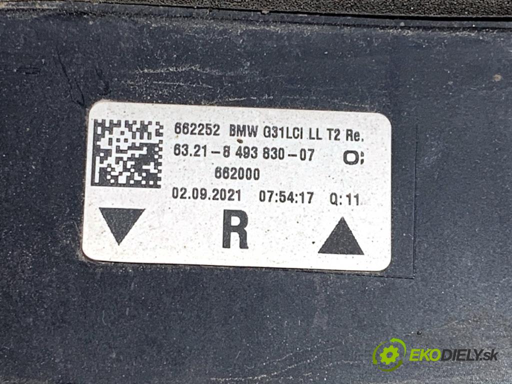 BMW G31 Kombi 2021 135 kW 530 e Plug-in-Hybrid xDrive 1998 světlo zadní část pravá vnitřní 8493830 (Klika dveří ostatní)