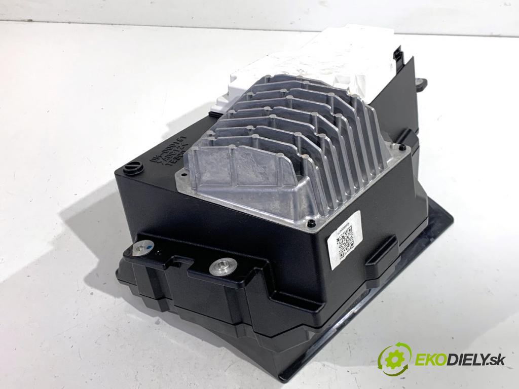 MERCEDES-BENZ GLE SUV 2020 270 kW GLE 450 EQ Boost 4-matic (167.157) 2498 Displej HEAD UP A1679006107