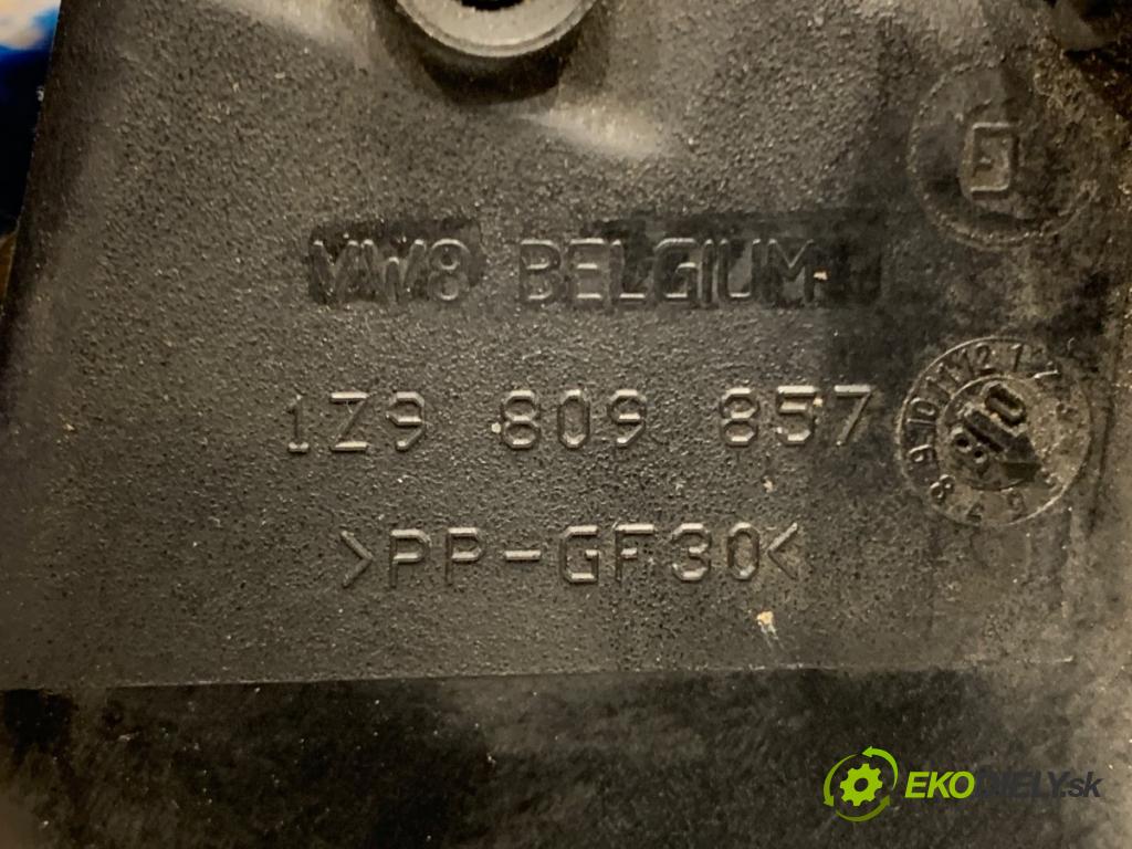 SKODA OCTAVIA II Kombi 2008 77 kW 1.9 TDI 1896 Dvierka nádrže paliva 1Z9809857 (Kľučka dverí ostatné)