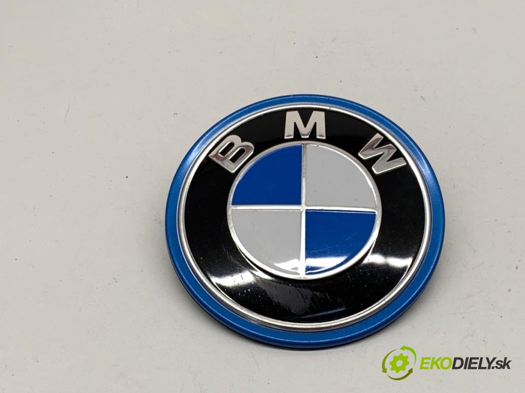 BMW G31 Kombi 2021 135 kW 530 e Plug-in-Hybrid xDrive 1998 Znak predný kapoty 5A24577