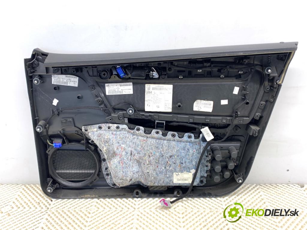 VW PASSAT B7 Kombi 2014 103 kW 2.0 TDI 1968 ča dveře levý přední část