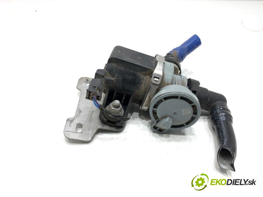 BMW G31 Kombi 2021 135 kW 530 e Plug-in-Hybrid xDrive 1998 magnetický ventil paliva 7439907
