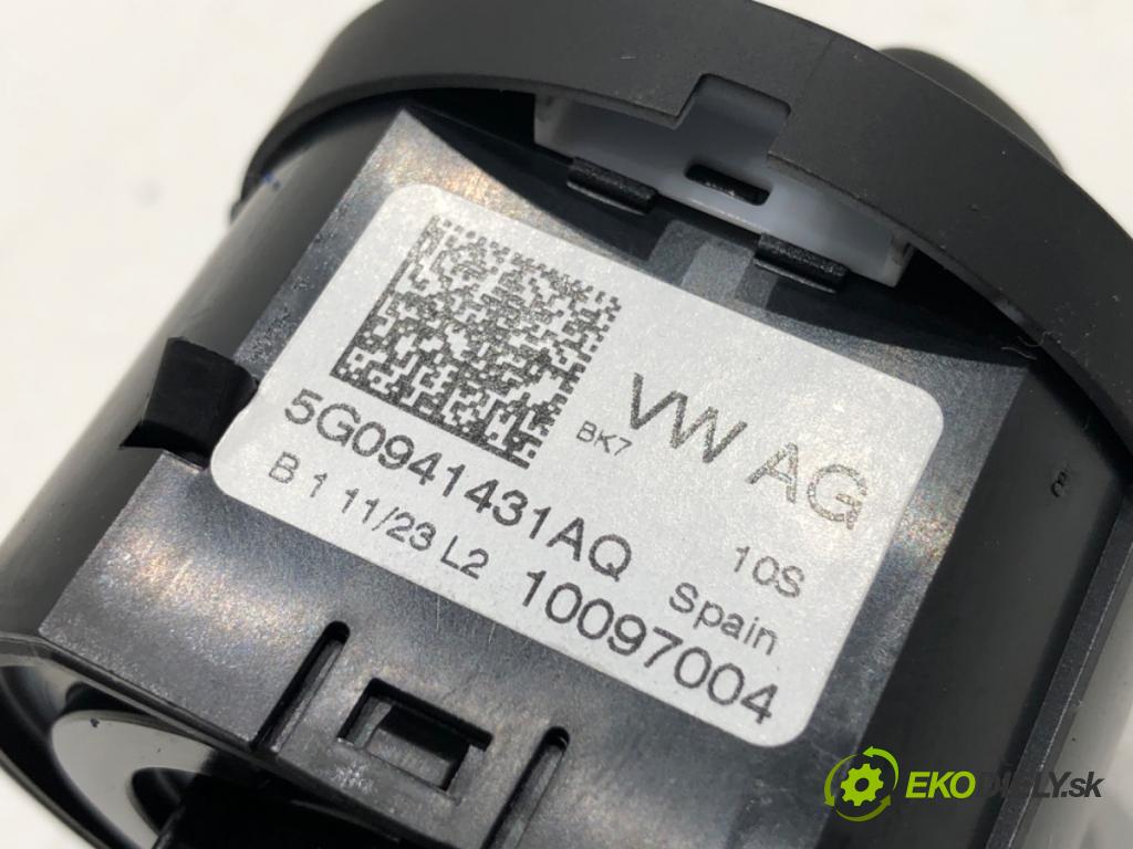 VW T-ROC SUV 2023 110 kW 1.5 TSI 1495 spínač světel 5G0941431AQ