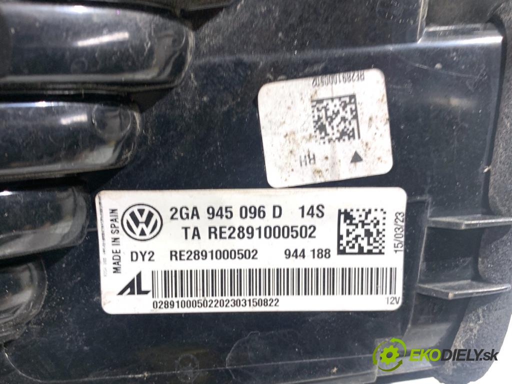 VW T-ROC SUV 2023 110 kW 1.5 TSI 1495 světlo pravý zadní část 2GA945096D