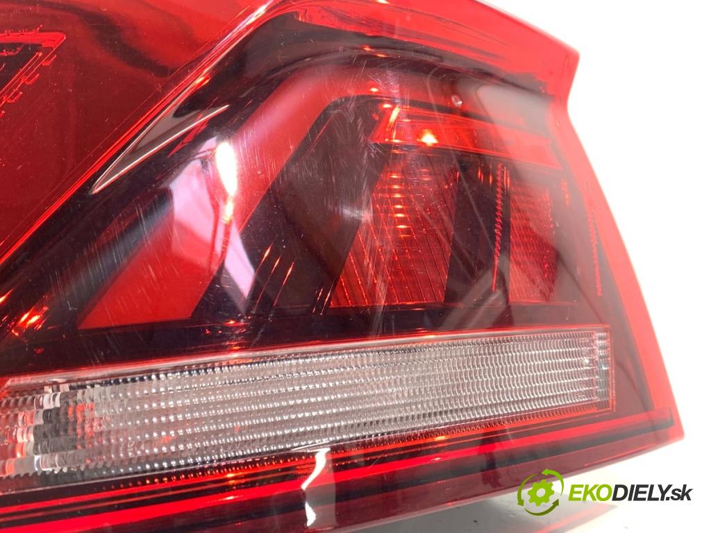 VW T-ROC SUV 2023 110 kW 1.5 TSI 1495 Svetlo ľavy zad 2GA945096D