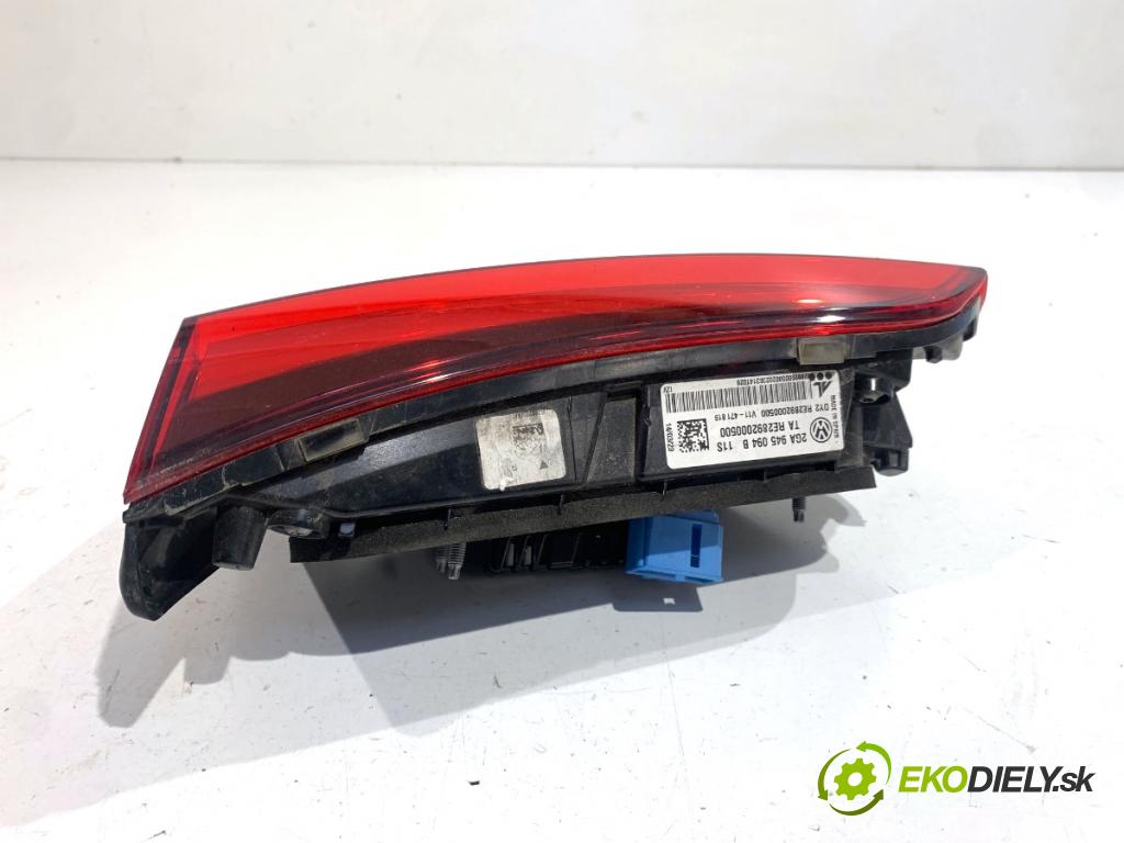 VW T-ROC SUV 2023 110 kW 1.5 TSI 1495 Svetlo zad pravá vnútorná 2GA945094B (Kľučka dverí ostatné)