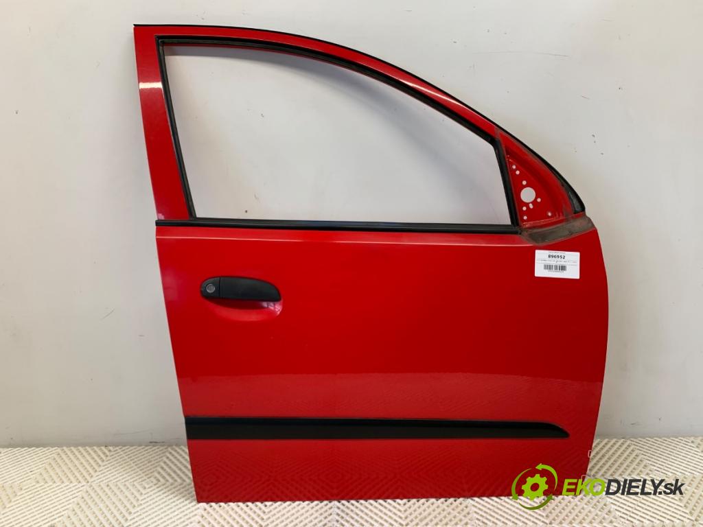 HYUNDAI i10 liftback 2009 49 kW 1.1 1086 dveře pravý přední část 