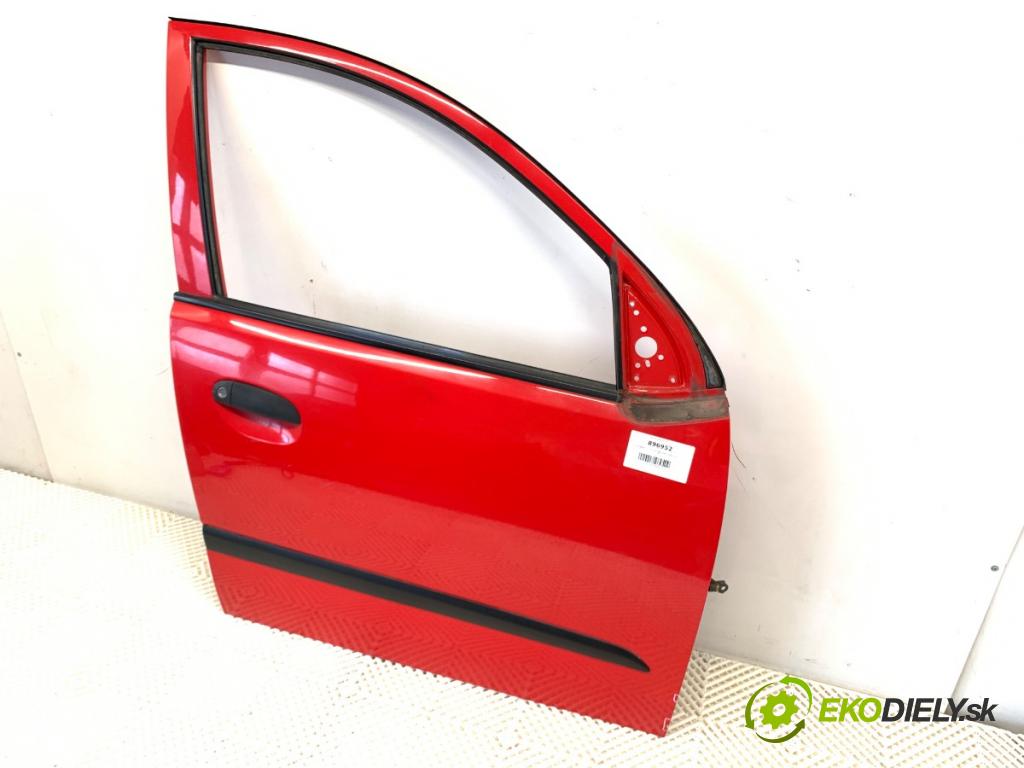 HYUNDAI i10 liftback 2009 49 kW 1.1 1086 Dvere pravy predný