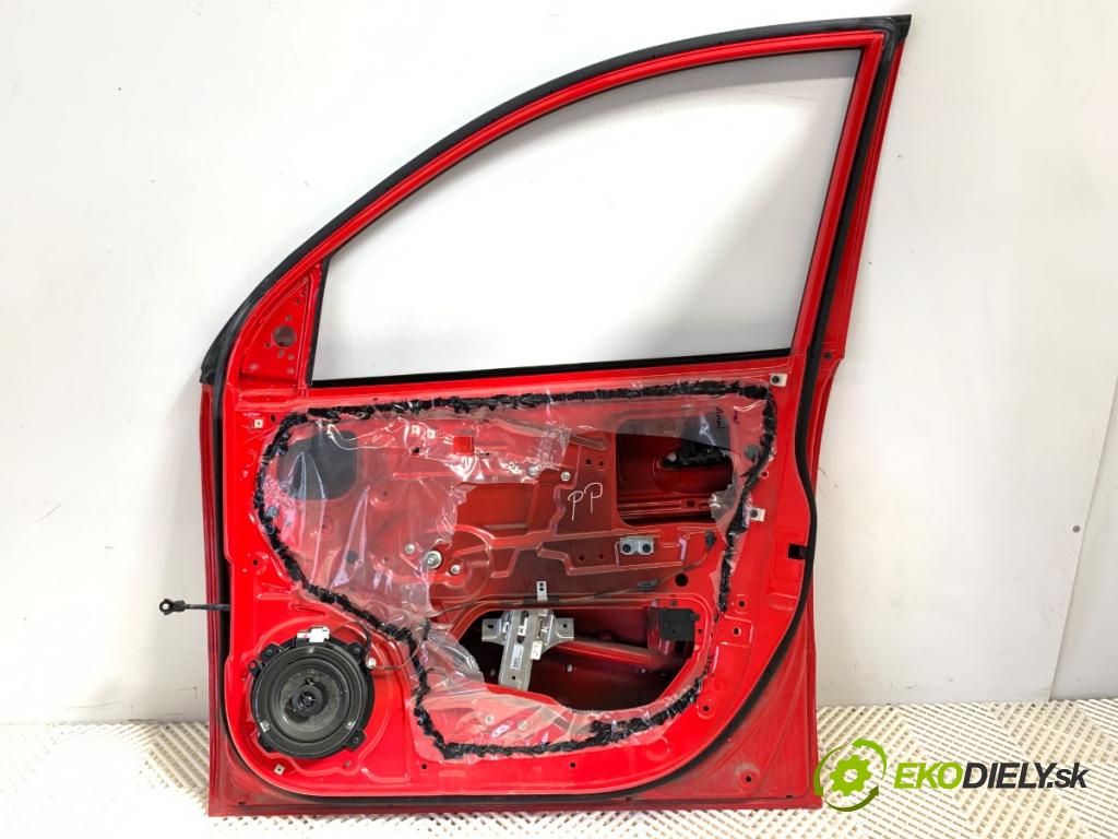 HYUNDAI i10 liftback 2009 49 kW 1.1 1086 dveře pravý přední část