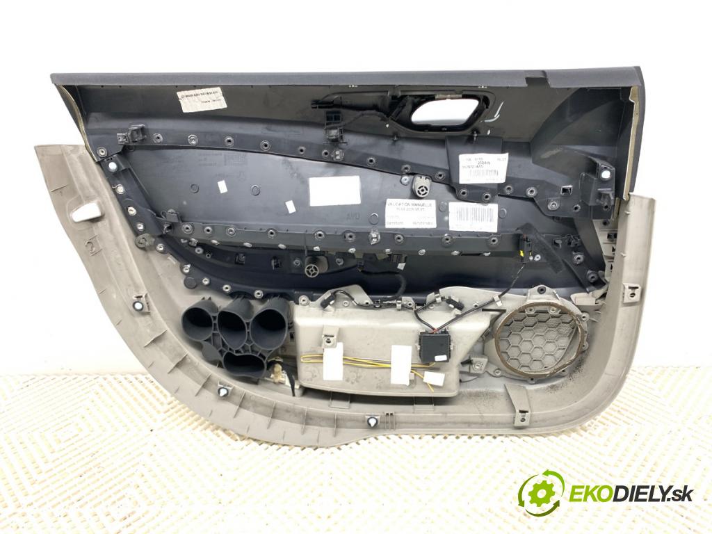 CITROEN C5 III sedan 2009 103 kW 2.0 HDi 140 1997 čalúnenie Dvere pravy predný