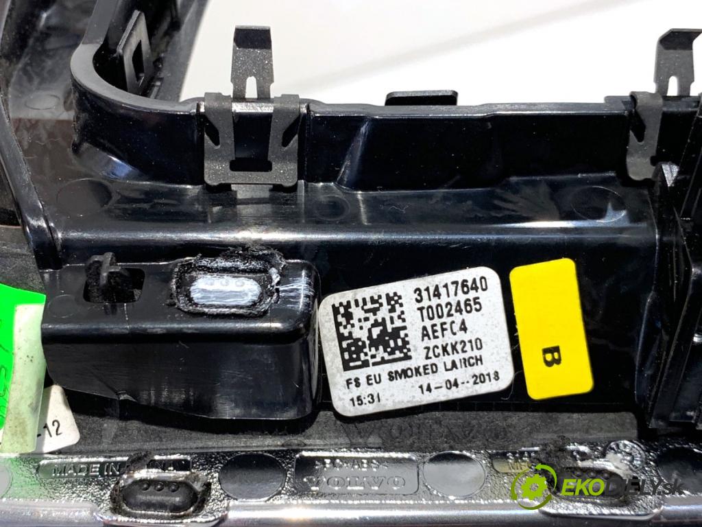 VOLVO XC60 II SUV 2018 140 kW D4 AWD 1969 lišty kryt 31442325 31417640 (Lišta)
