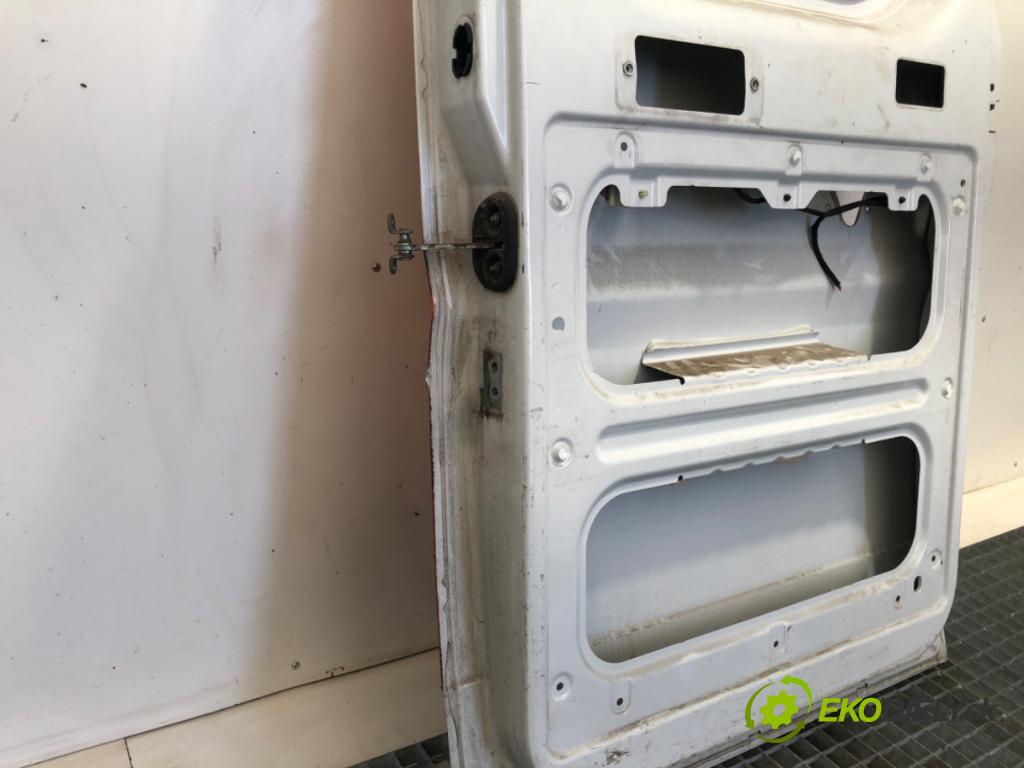 OPEL MOVANO C Platforma / podwozie 2022 103 kW 2.2 D 2179 dveře pravý zadní část