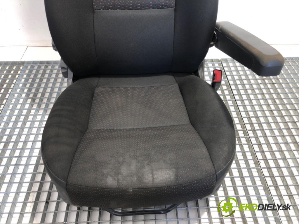 OPEL MOVANO C Platforma / podwozie 2022 103 kW 2.2 D 2179 Sedadlo pravy predný