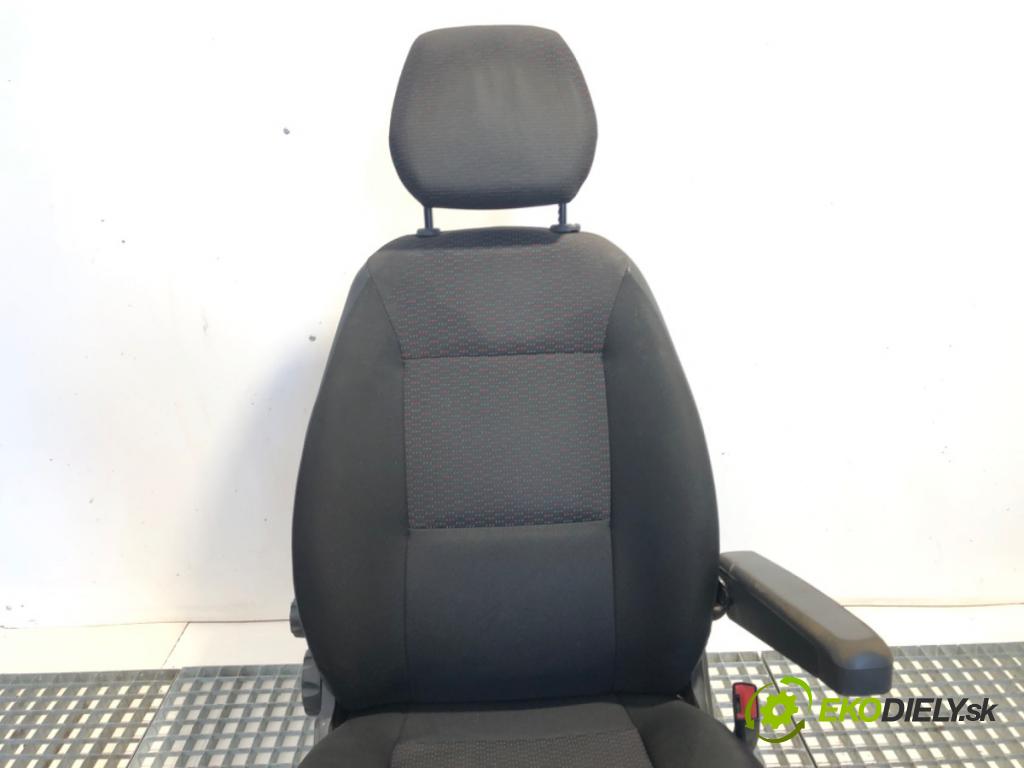 OPEL MOVANO C Platforma / podwozie 2022 103 kW 2.2 D 2179 Sedadlo pravy predný