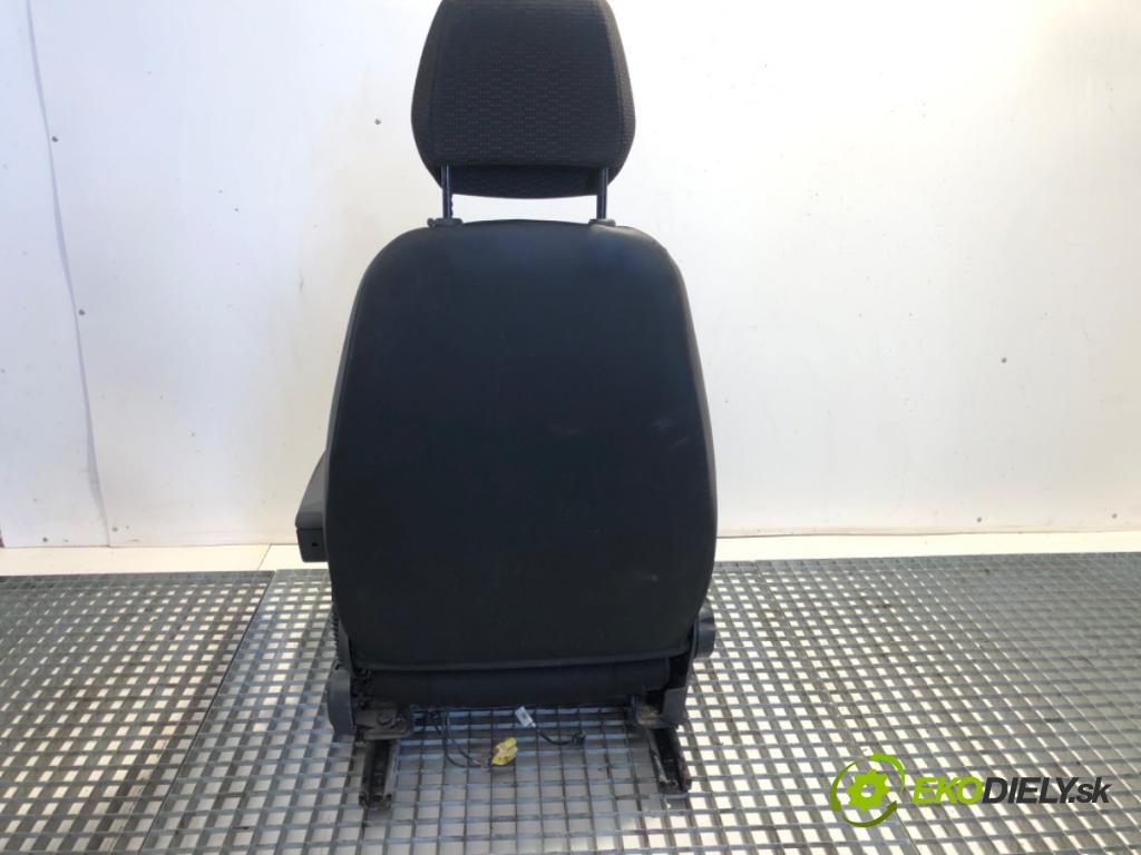 OPEL MOVANO C Platforma / podwozie 2022 103 kW 2.2 D 2179 Sedadlo pravy predný