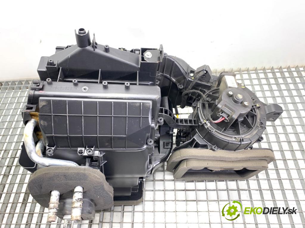 OPEL MOVANO C Platforma / podwozie 2022 103 kW 2.2 D 2179 Výhrevné teleso, radiátor kúrenia KOMBAJN 5U7720300