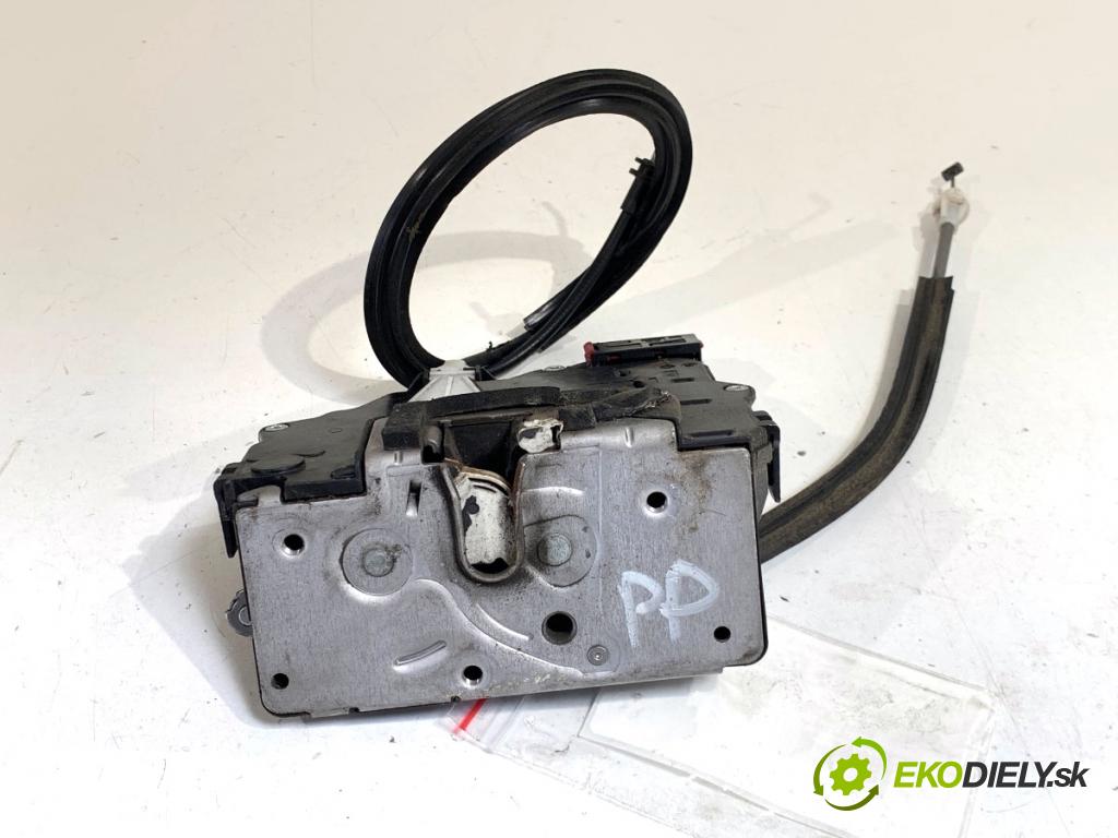 OPEL MOVANO C Platforma / podwozie 2022 103 kW 2.2 D 2179 zámok Dvere pravy predný 1395264080
