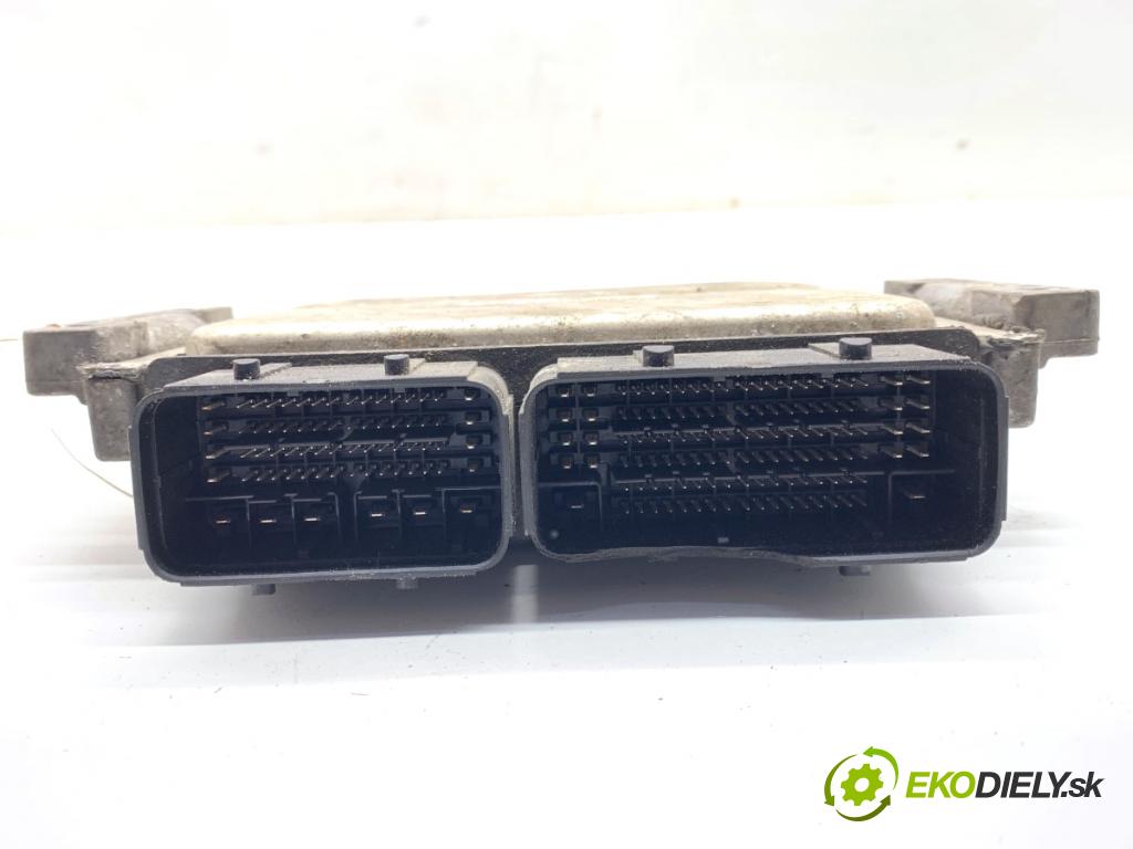 OPEL MOVANO C Platforma / podwozie 2022 103 kW 2.2 D 2179 riadiaca jednotka Motor 9824601180 (Riadiaca jednotka)