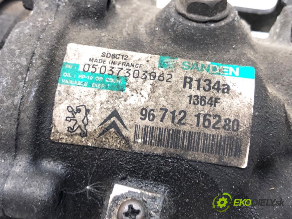 CITROEN C4 I liftback 2010 65 kW 1.4 16V 1360 kompresor klimatizace 9671216280 (Kompresor klimatizace)