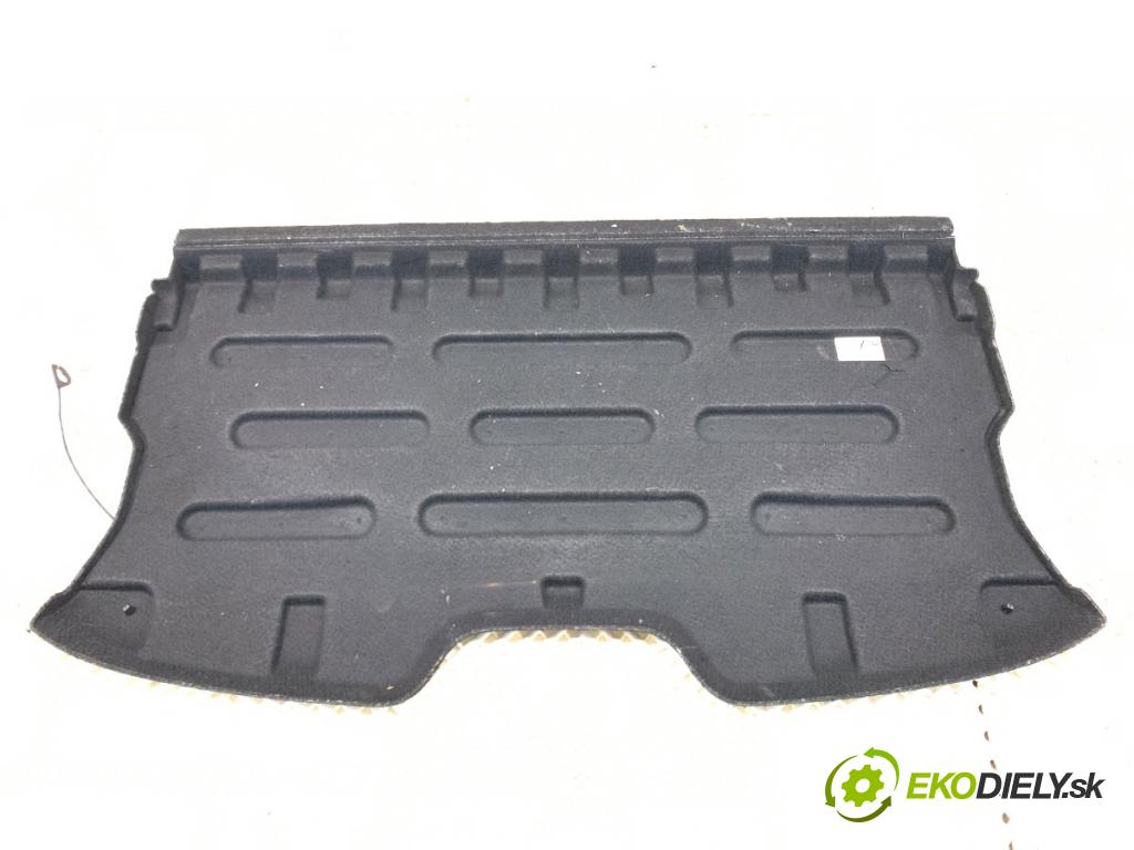 CITROEN C4 I liftback 2010 65 kW 1.4 16V 1360 pláto zadní část 96462174ZD
