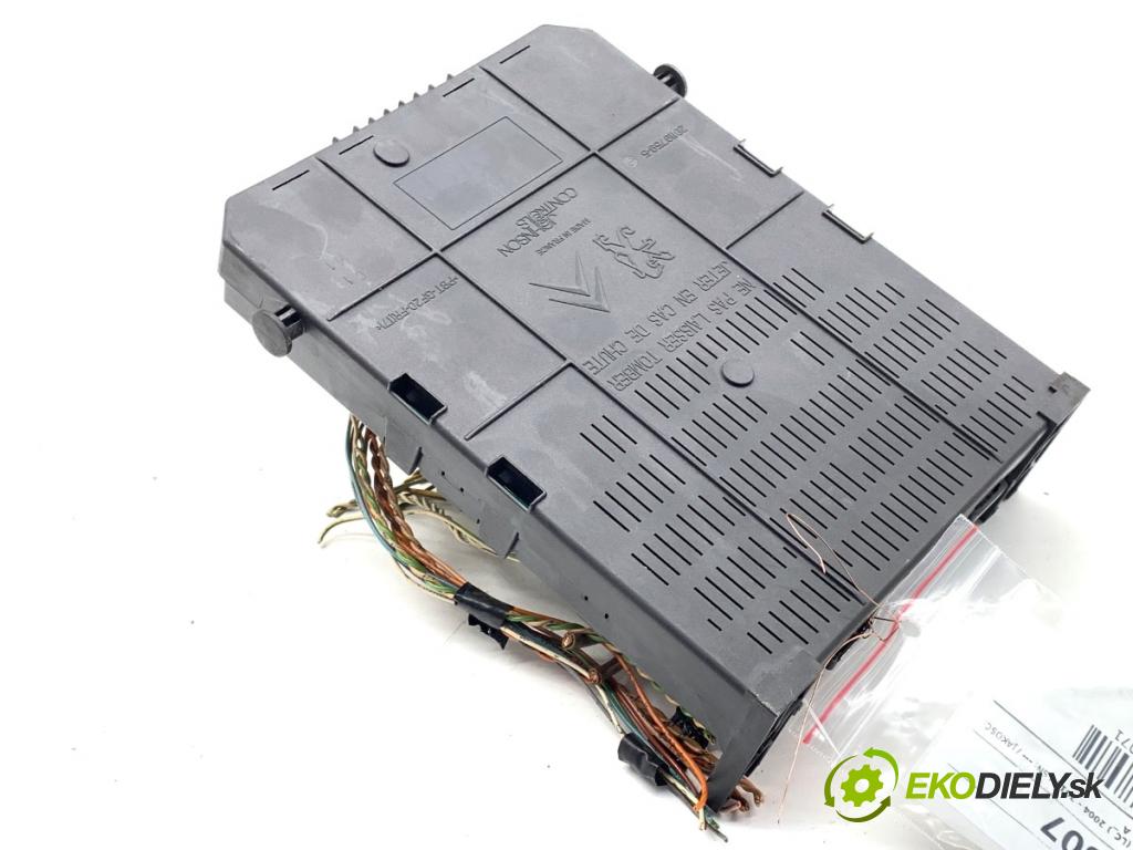 CITROEN C4 I liftback 2010 65 kW 1.4 16V 1360 Modul BSI 9673809880 (Poistková skrinka)