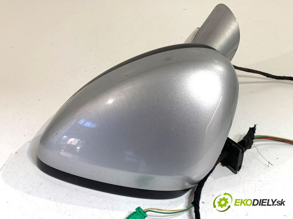 CITROEN C4 I liftback 2010 65 kW 1.4 16V 1360 Spätné zrkadlo ľavy EZR
