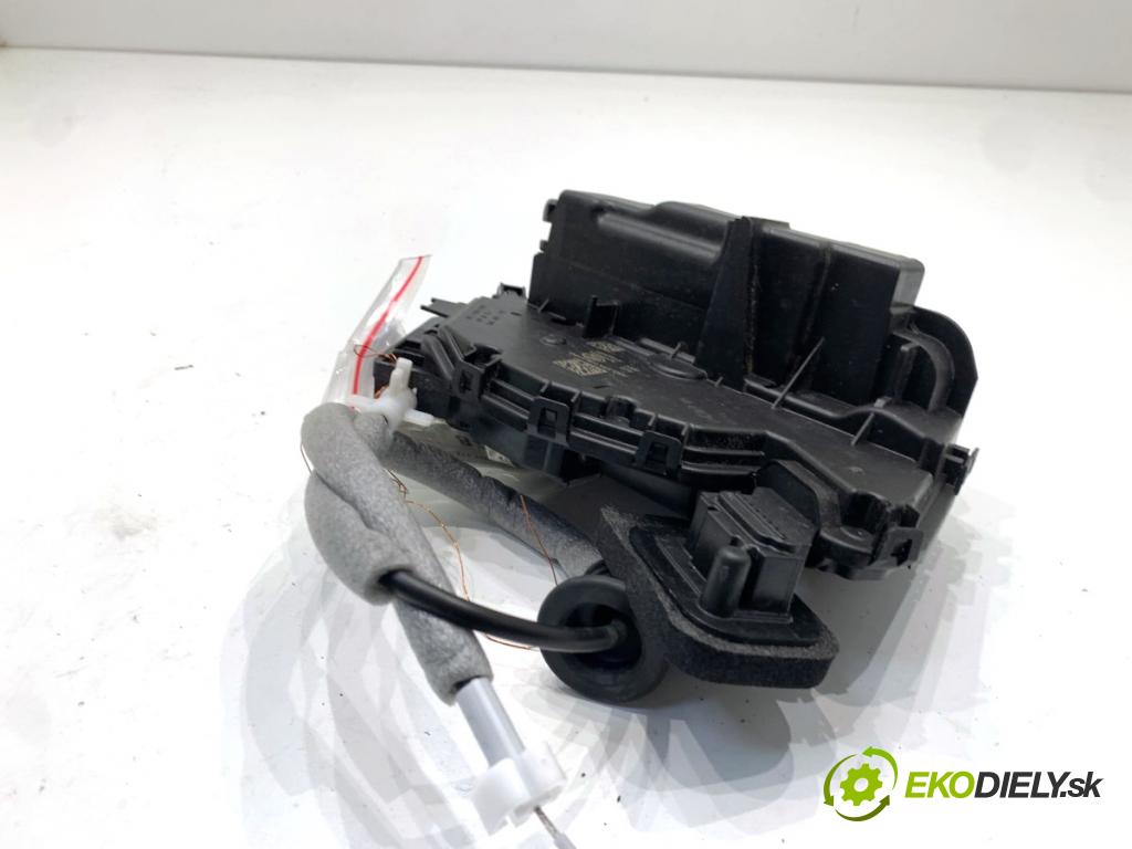 SEAT ATECA SUV 2023 110 kW 1.5 TSI 1495 zámok Dvere pravy zad 5TA839016Q