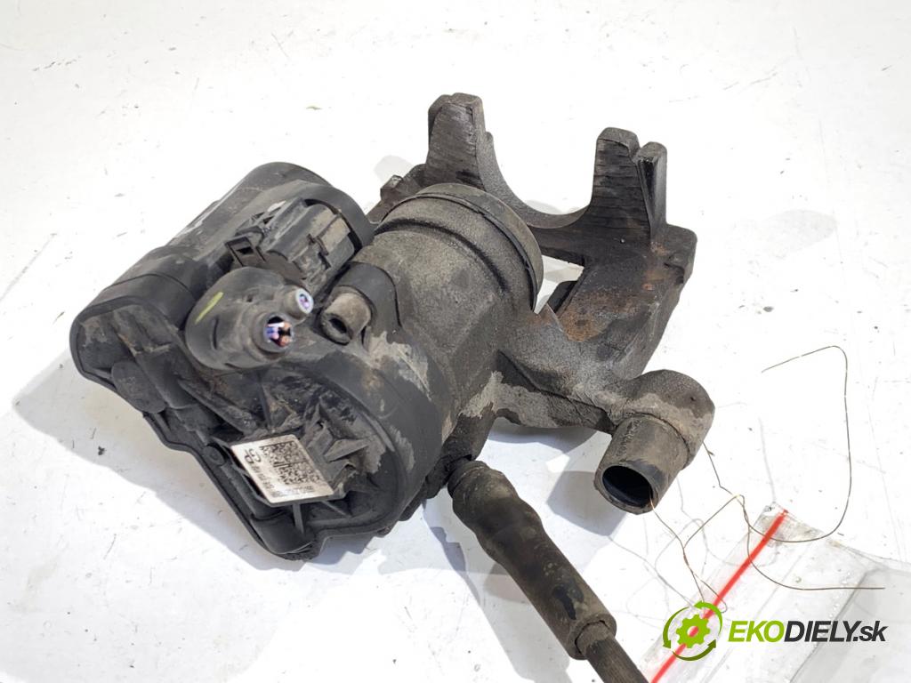 SEAT ATECA SUV 2023 110 kW 1.5 TSI 1495 Brzdič strmeň pravy zad 5Q0615406GP