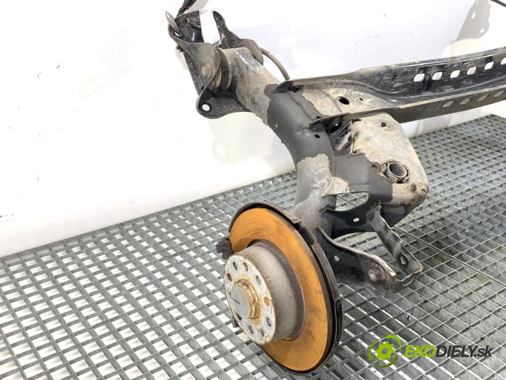 SEAT ATECA SUV 2023 110 kW 1.5 TSI 1495 výztuha zadní část 5Q0501049BJ