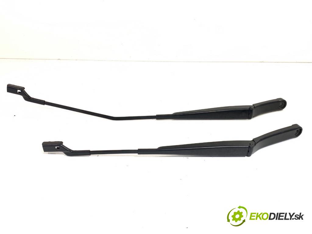 SEAT ATECA SUV 2023 110 kW 1.5 TSI 1495 ramena stěrače přední část 576955409A 576955410B