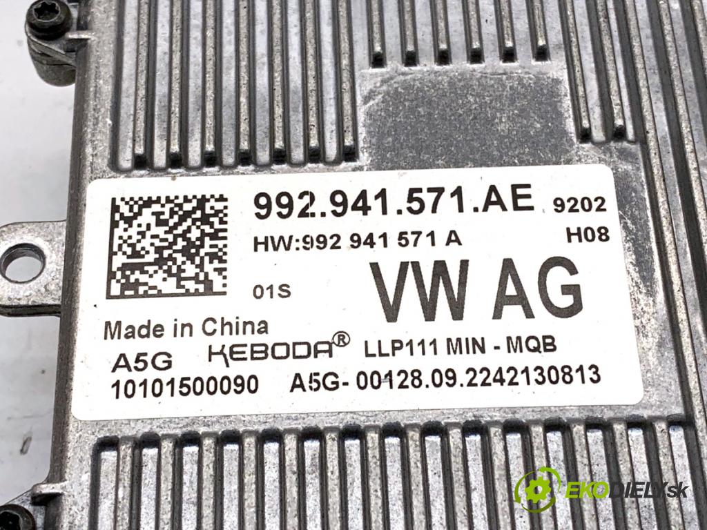 SEAT ATECA SUV 2023 110 kW 1.5 TSI 1495 měnič XENON 992941571AE (Řídící jednotka xenonu)