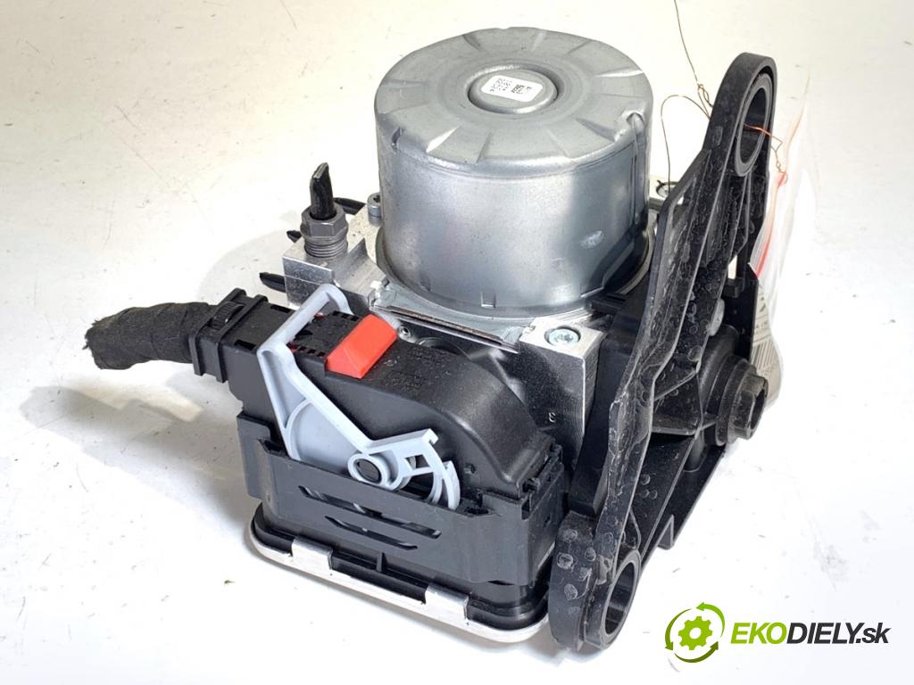 SEAT ATECA SUV 2023 110 kW 1.5 TSI 1495 pumpa ABS 5Q0614517GA (Pumpa ABS)