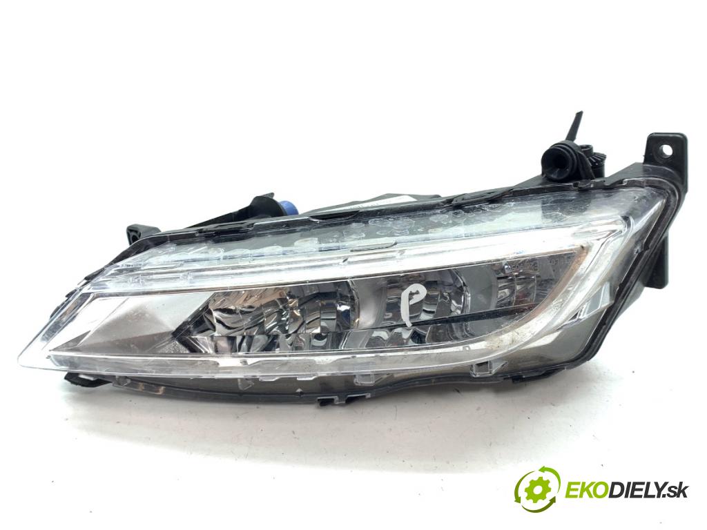 SEAT ATECA SUV 2023 110 kW 1.5 TSI 1495 Hmlové svetlo, hmlovka pravy predný LED 5F0941702C