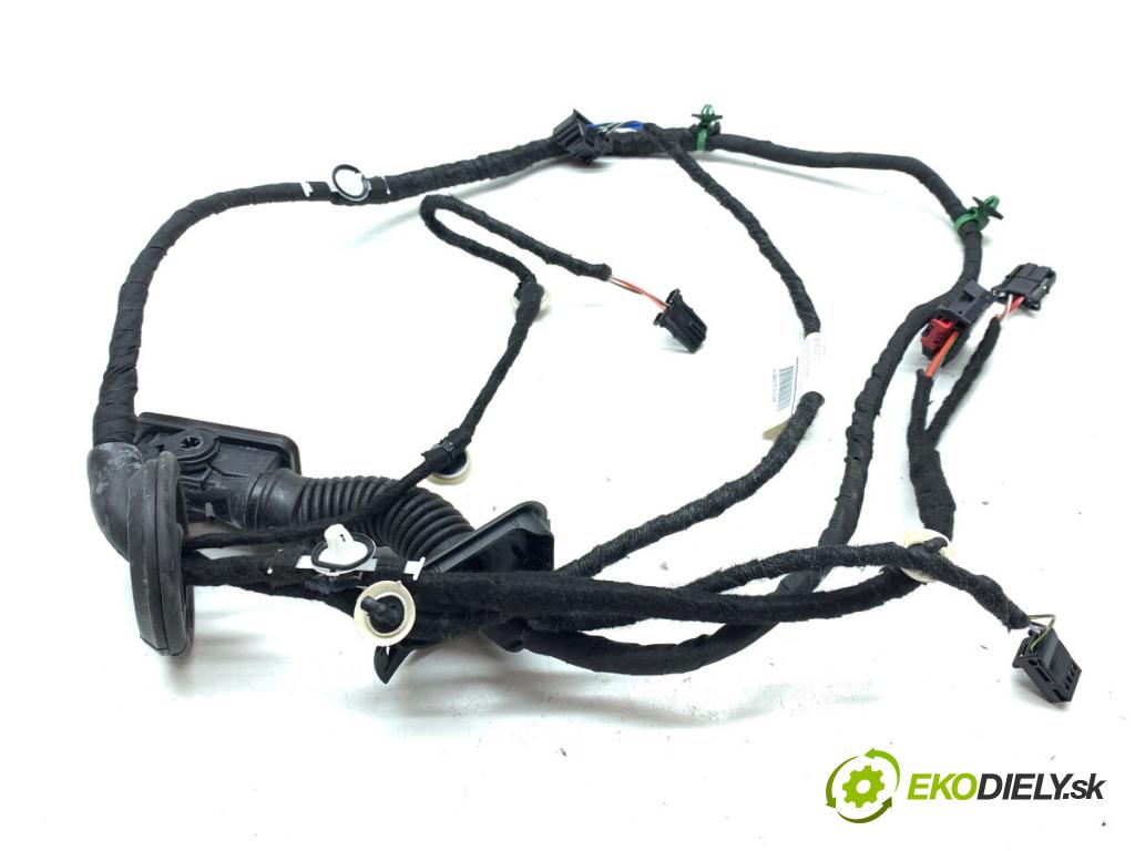 SEAT ATECA SUV 2023 110 kW 1.5 TSI 1495 Káblovačka Dvere zad pravy 575971161K