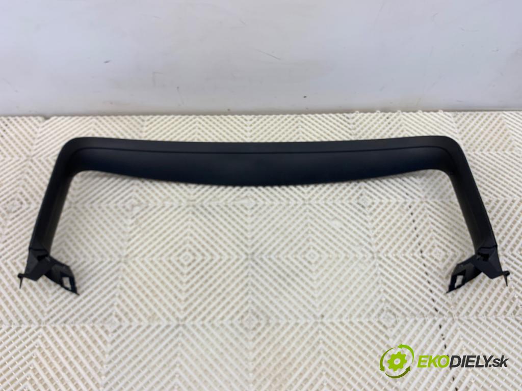 SEAT ATECA SUV 2023 110 kW 1.5 TSI 1495 tapacír dverí kufra 575867603A