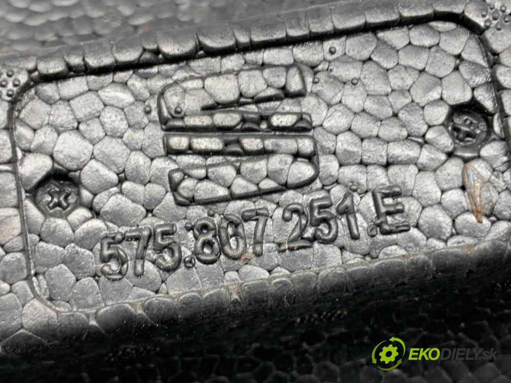 SEAT ATECA SUV 2023 110 kW 1.5 TSI 1495 ABSORBER nárazníka predný 575807251E