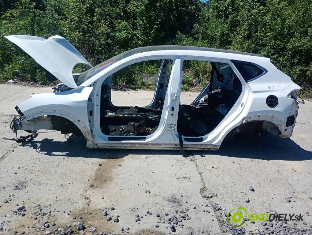 HYUNDAI TUCSON SUV 2015 85 kW 1.7 CRDi 1685 karoséria ČTVRŤÁK: Blatník prah strecha PODŁUŻNICA