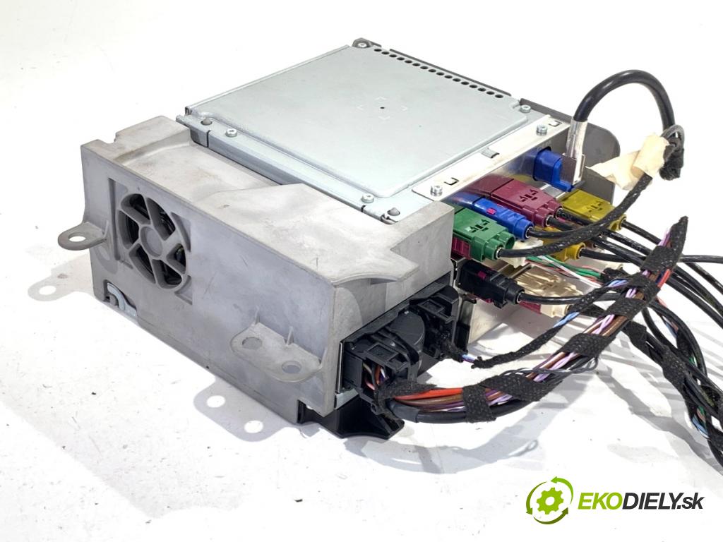 MERCEDES-BENZ GLE SUV 2019 180 kW GLE 300 d 4-matic (167.119) 1950 RADIO A1679001414 (Audio zariadenie)