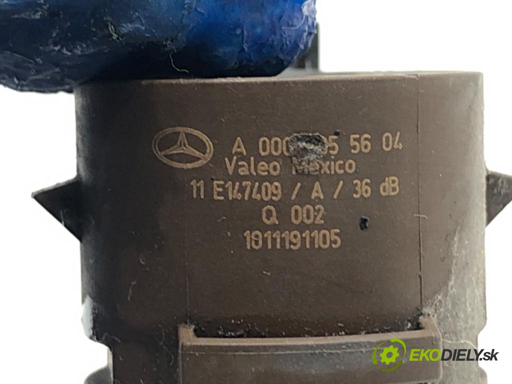MERCEDES-BENZ GLE SUV 2019 180 kW GLE 300 d 4-matic (167.119) 1950 Snímač PDC A0009055604