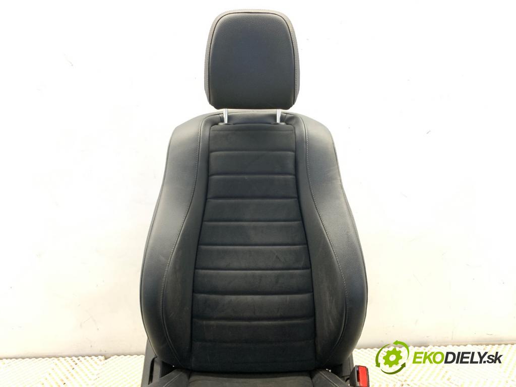 MERCEDES-BENZ GLE SUV 2019 180 kW GLE 300 d 4-matic (167.119) 1950 Sedadlo pravy predný