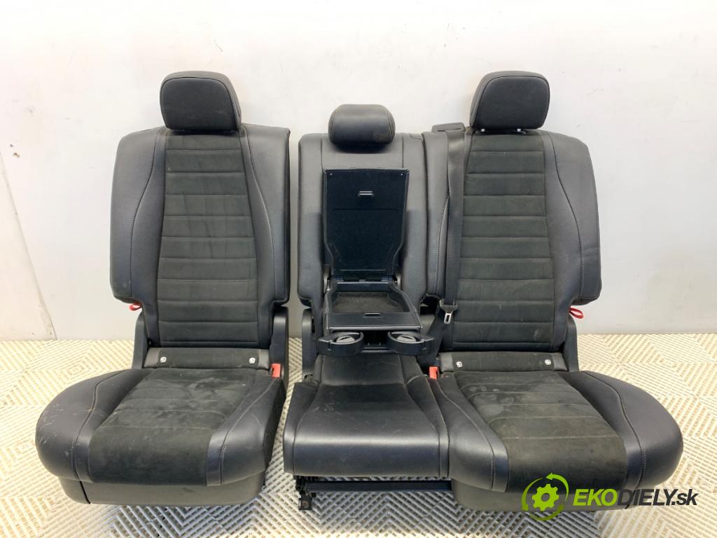 MERCEDES-BENZ GLE SUV 2019 180 kW GLE 300 d 4-matic (167.119) 1950 Sedadlo druhý rad