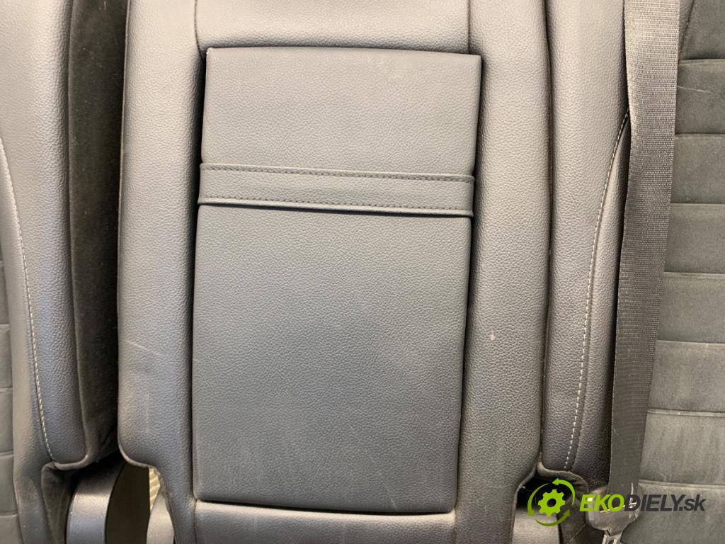 MERCEDES-BENZ GLE SUV 2019 180 kW GLE 300 d 4-matic (167.119) 1950 Sedadlo druhý rad