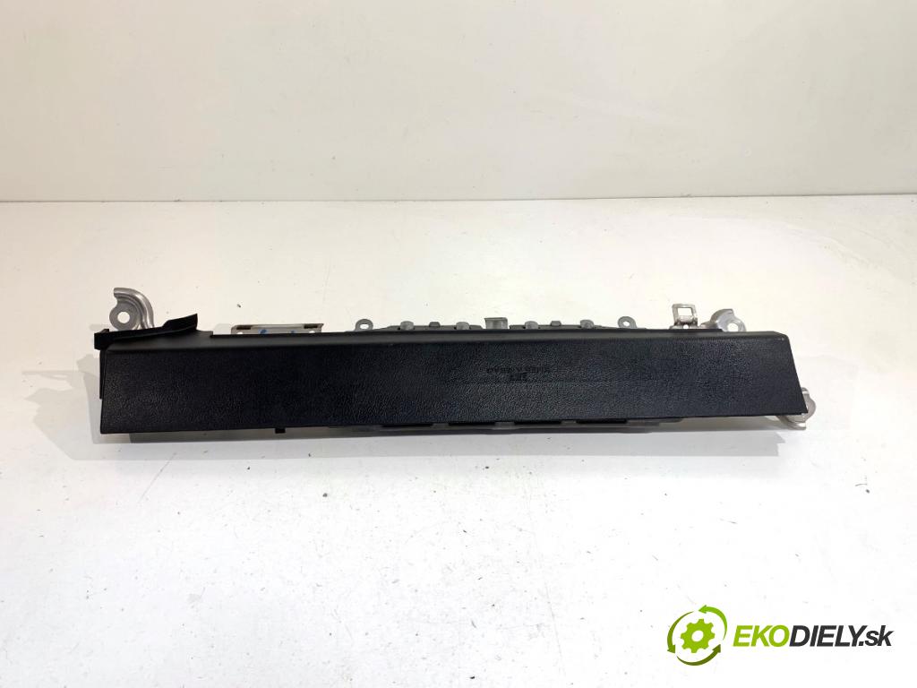 LEXUS RX SUV 2009 183 kW 450h (GYL10_) 3456 AirBag koleno: spolujazdca 