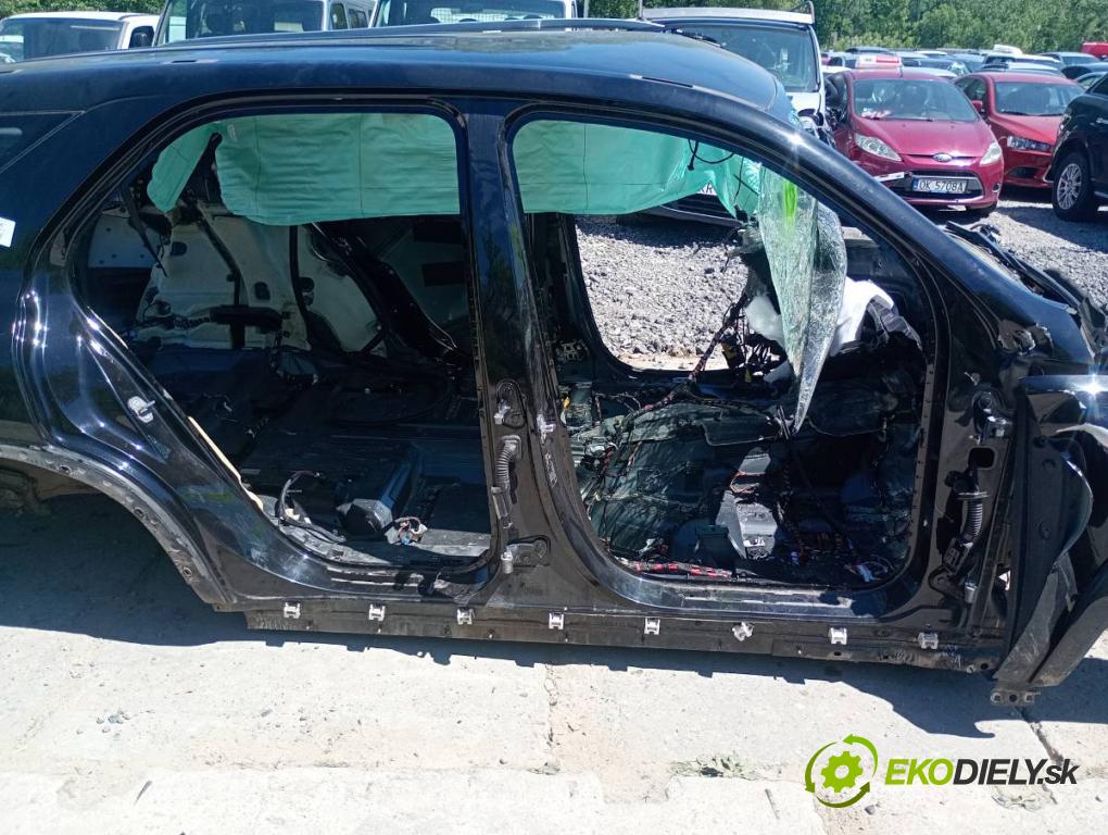 MERCEDES-BENZ GLE SUV 2019 180 kW GLE 300 d 4-matic (167.119) 1950 karoséria ČTVRŤÁK: Blatník prah strecha PODŁUŻNICA