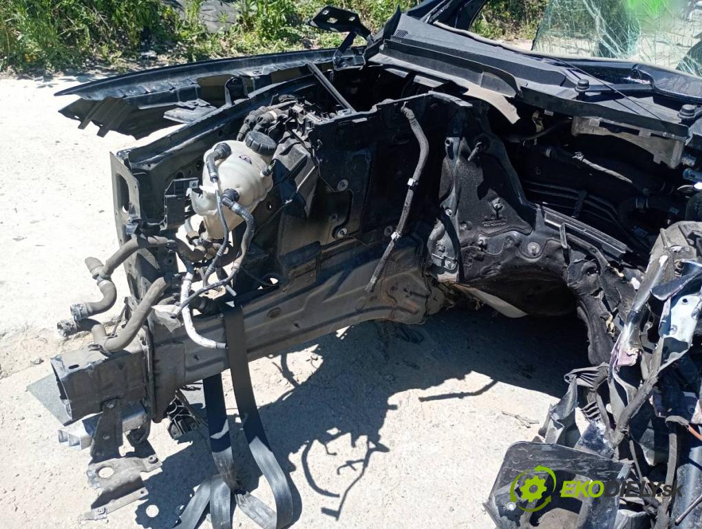 MERCEDES-BENZ GLE SUV 2019 180 kW GLE 300 d 4-matic (167.119) 1950 karoséria ČTVRŤÁK: Blatník prah strecha PODŁUŻNICA